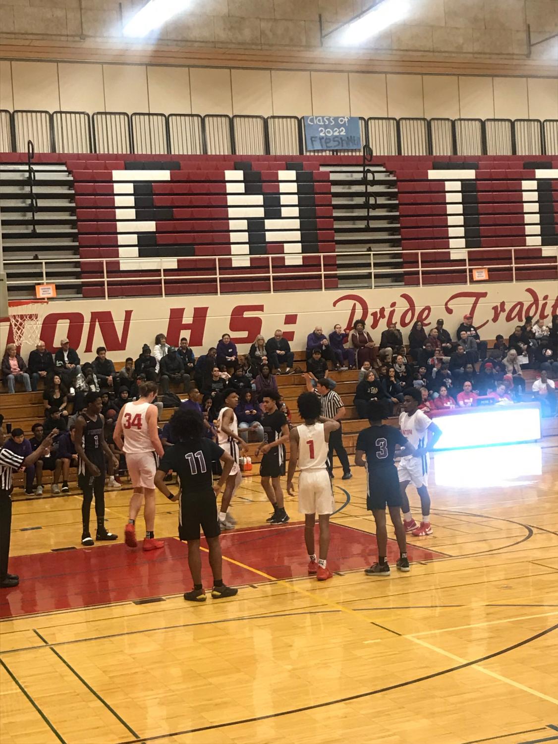 Renton vs. Foster basketball game