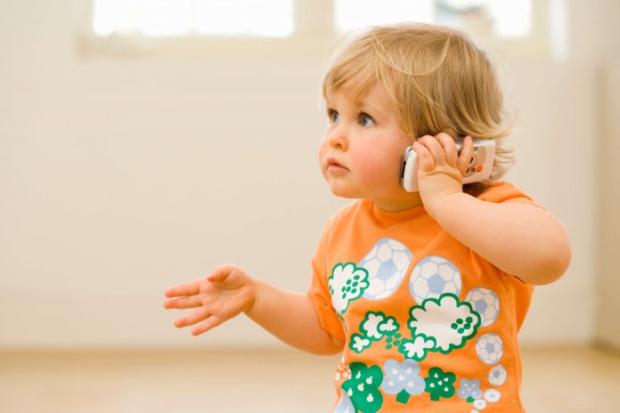 Should toddlers have electronics?