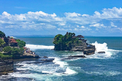 Image of Tanah Lot.