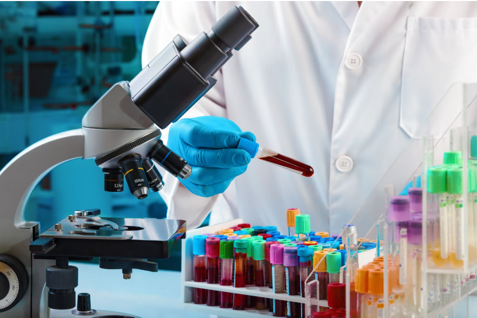 Image of a biomedical lab.