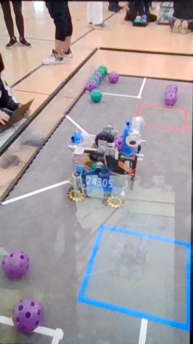 Photo of The Octonauts' creation, robot "GUP," ready for competition.  