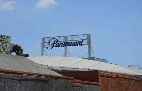 Photo of the Paramount logo sign (by Romain Malaunay on Unsplash).
