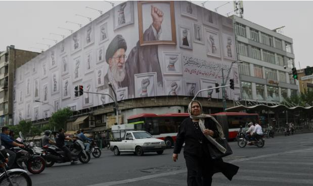 Photo of a building in Iran with an image of their their Supreme Leader, Mojtaba Khamenei..